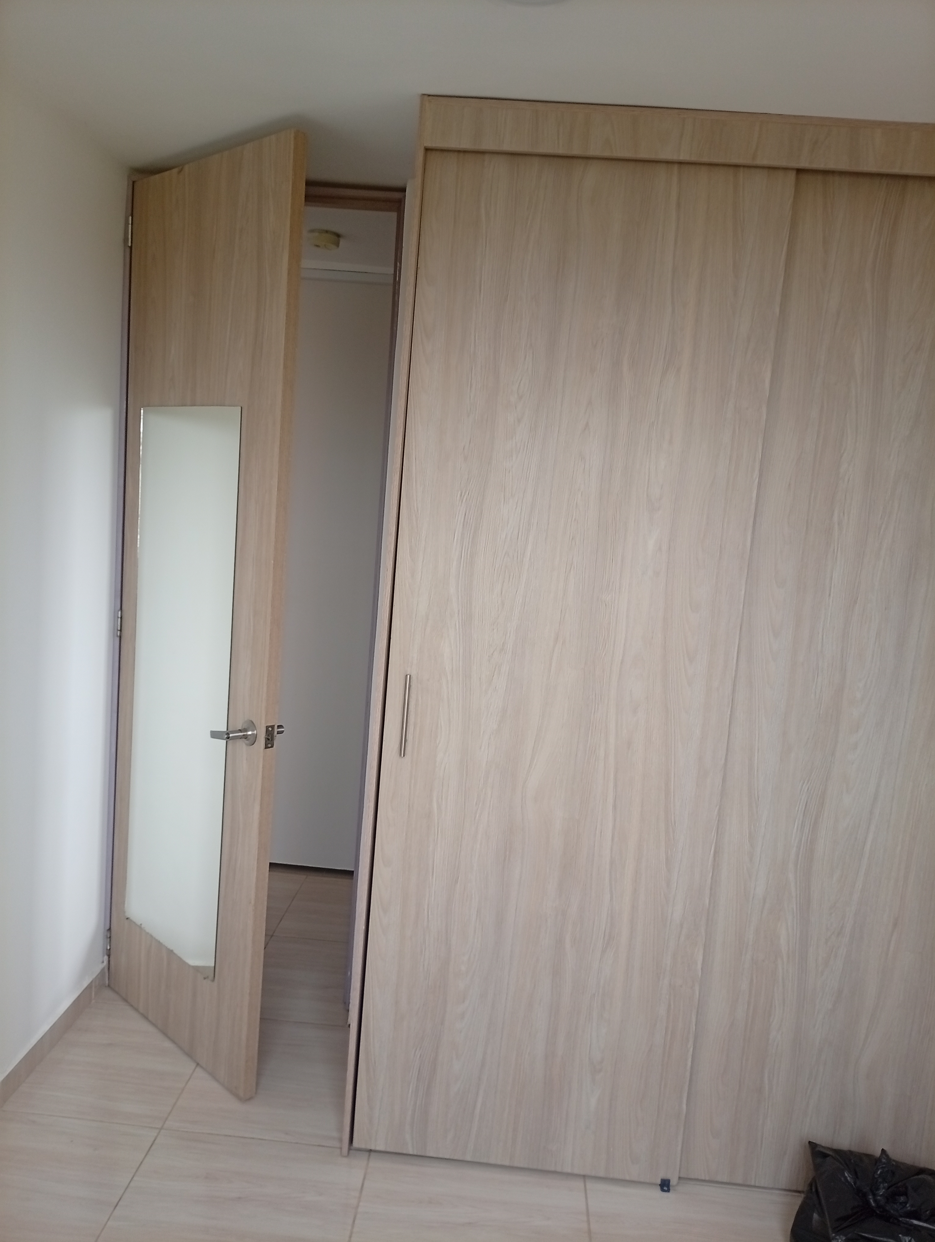 Foto de Habitación con baño sin costo